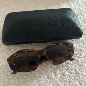 Balenciaga Tortoiseshell CatEye Logo Sunnies